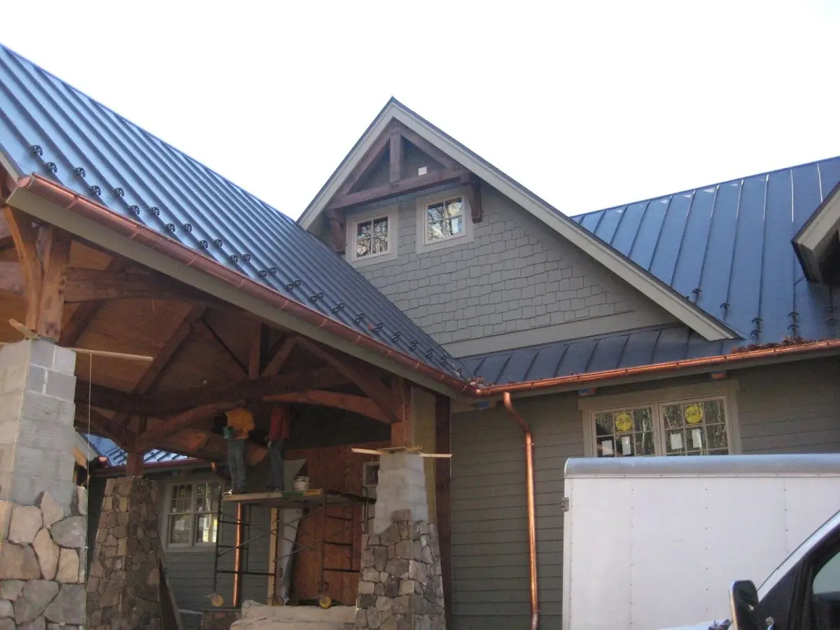 Craftsman Roofing team delivering quality roofing work in Jetstream Park